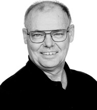 Portræt af servicemedarbejder Anders Pedersen på Holmegaardsskolen